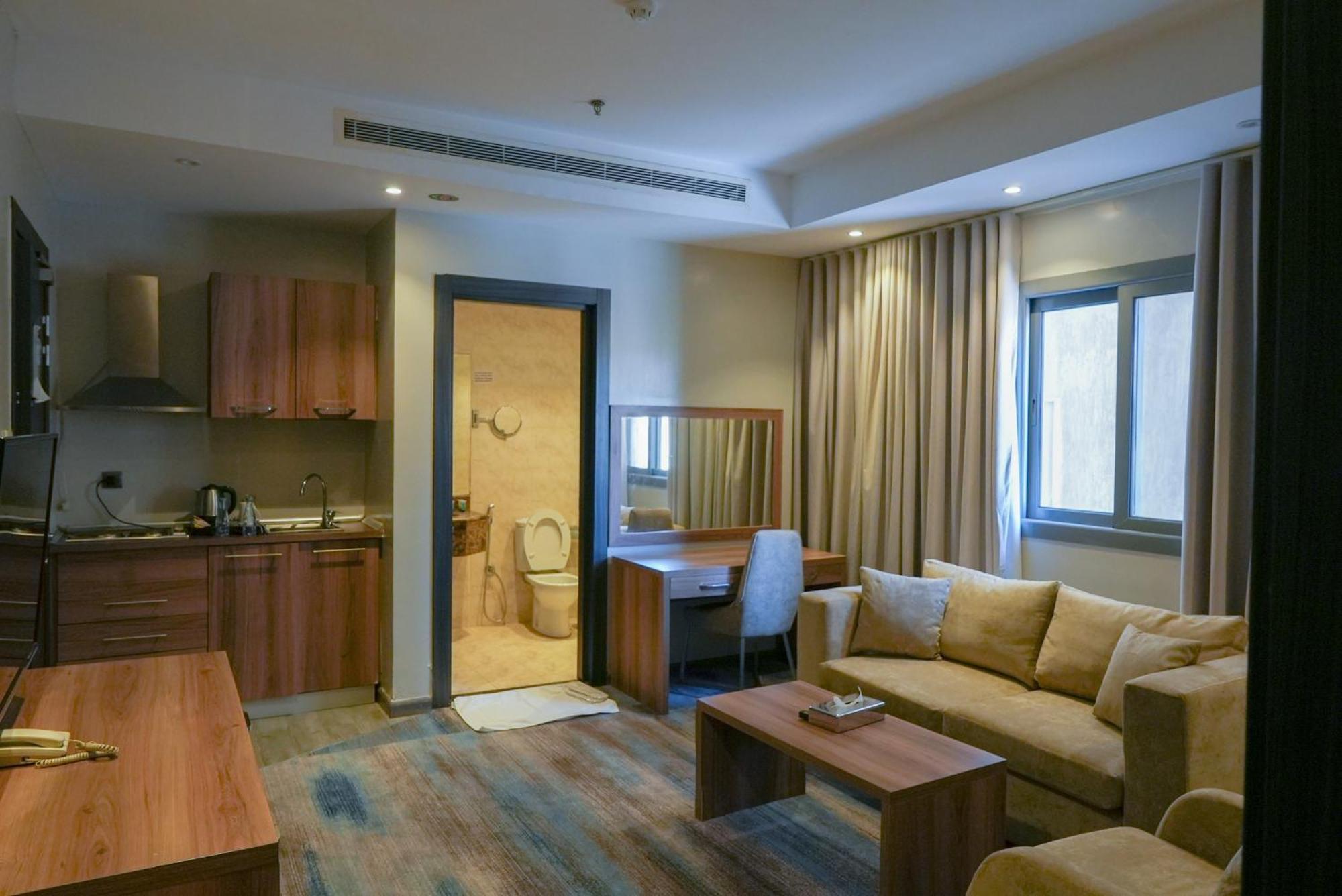 Palm Boutique Hotel Al Salamah Джеда Екстериор снимка