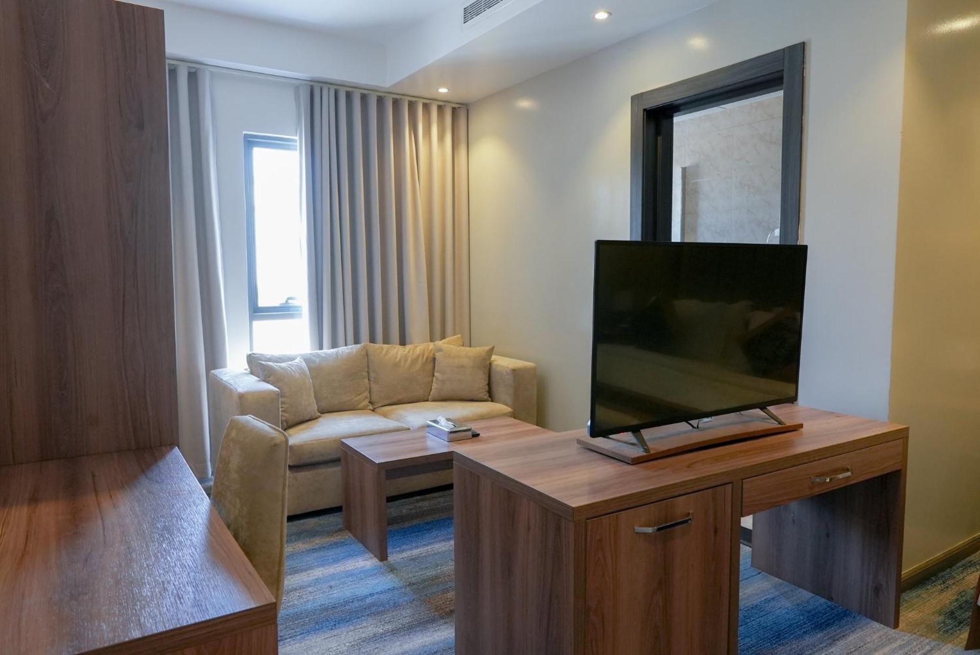 Palm Boutique Hotel Al Salamah Джеда Екстериор снимка